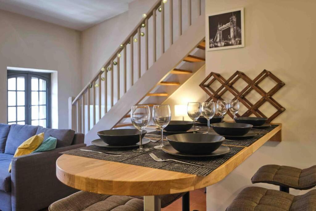 Centre Ville Appartement 75M2, Avec 3 Chambres Carcassone Exterior photo